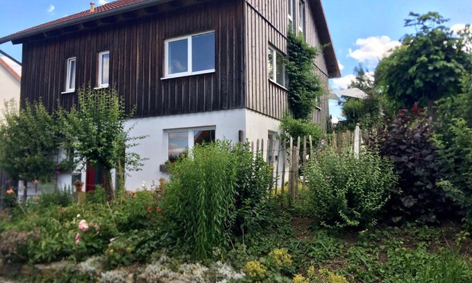 Rosengarten Appartement | Schöne Wohnung in der Nähe von Schwäbisch Hall
