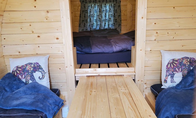 Wahlhausen Appartement | Schlaffass, L440 und D220cm , Max. 2 Schlafplätze