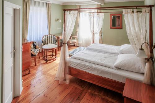 Neckarbischofsheim Hôtel | Schloss Neckarbischofsheim