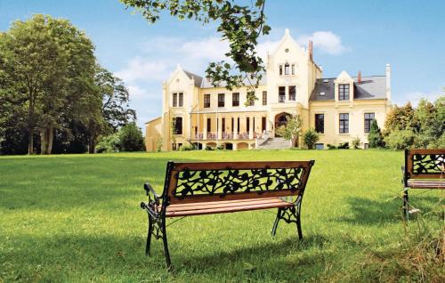 Schwasdorf Maison | Schloss Poggelow