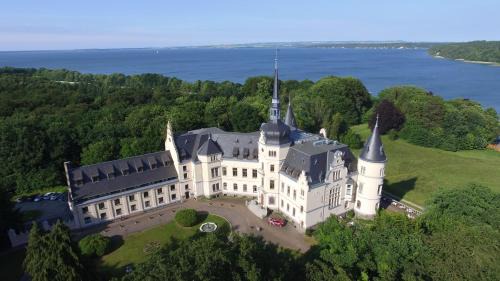 Ralswiek Hôtel | Schlosshotel Ralswiek