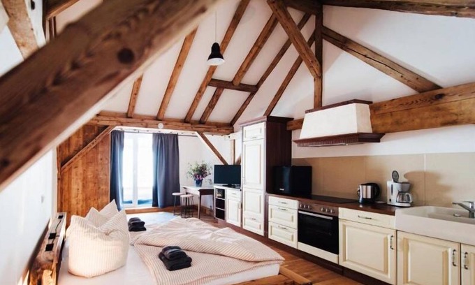 Neidlingen Hôtel | Schwäbisches Caféhaus Alte Kass
