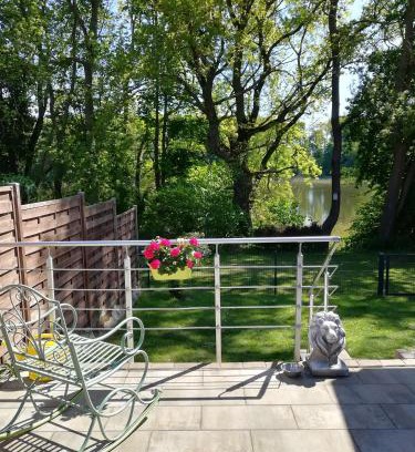Rosenow Maison | Schwandt-ein Bungalow mit Wasserblick, Ruderboot auf Anfrage