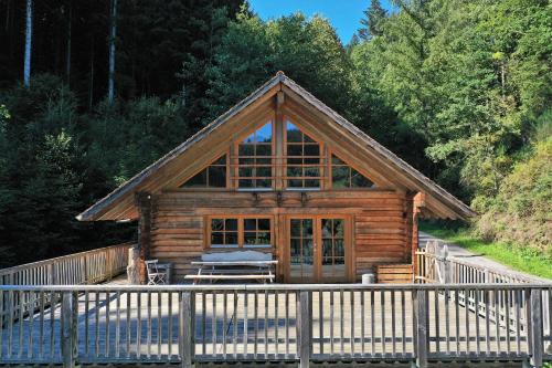 Schenkenzell Maison | Schwarzwald Blockhaus - Sauna - Kamin - mit Bettwäsche und Handtücher