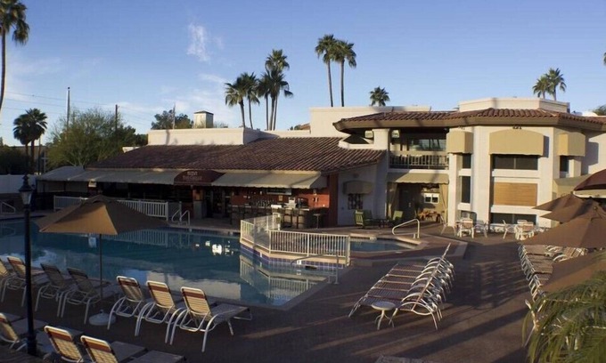 Arcadia Copropriété | Scottsdale Camelback Resort Spacious 2BR Condo with Playground