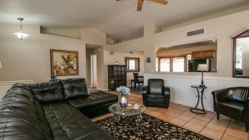 Paradise Valley Village Maison | Scottsdale Kierland 3 Bdrm with Sparkling Pool