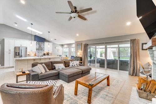 Orlando Maison | Screened Lanai and Fenced Yard Luxe Orlando Home