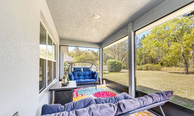 Candler Maison | Screened Lanai: Relaxing Retreat in Ocala!