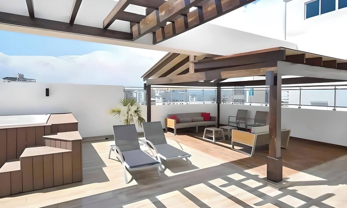 La Arboleda Maison | SD 3BR Luxury Sunshine Apt 1 + Bonus