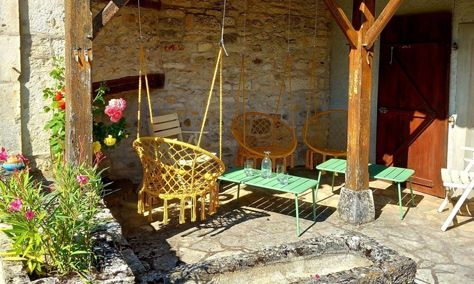 Vaylats Maison | Se réunir dans le Lot, Maison en pierre, piscine