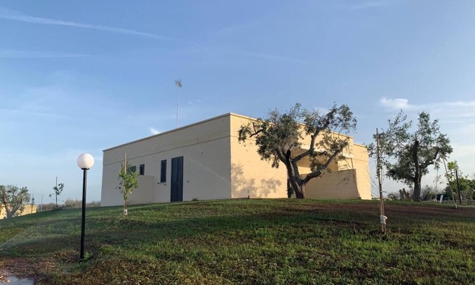 Torre Specchia Ruggeri Maison | sea and olive trees holiday home