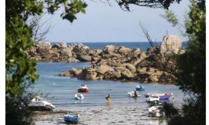 Kerlouet Villa | sea breeze: house, wood, new, on GR34