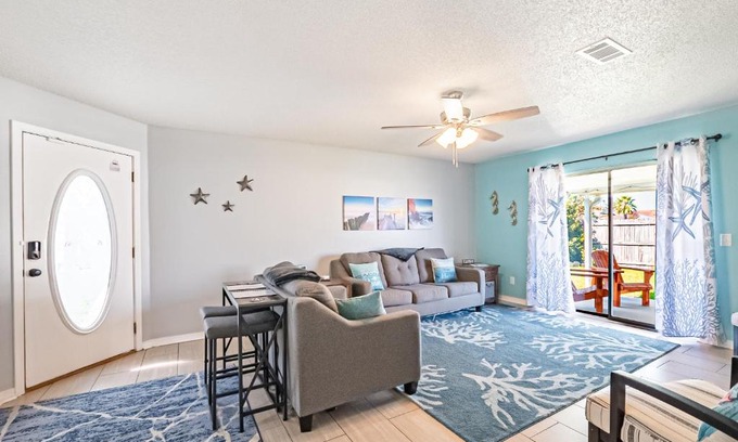 Navarre Maison | Sea Breeze Retreat