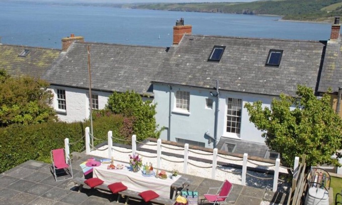New Quay Maison | Sea Captain's Town House in New Quay with sea views, sleeps 9, dog friendly