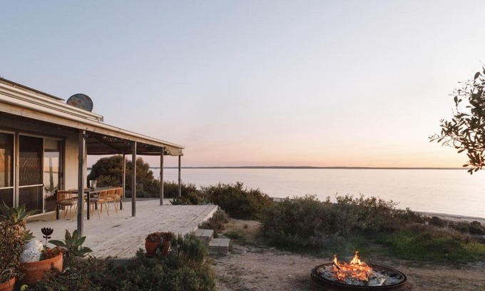 Scott Maison | Sea Haven at Streaky Bay - A Secluded Beach Escape