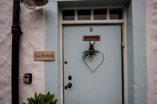 Aberdour Maison | Sea Hollies