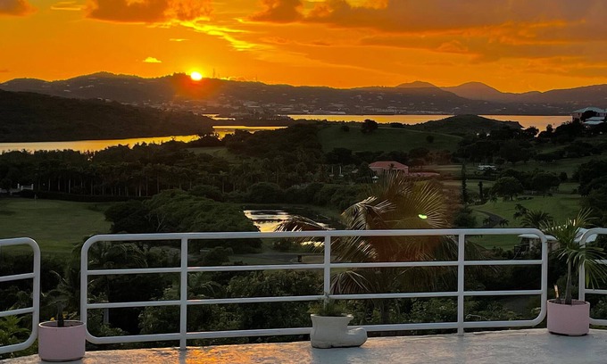 Estate Shoys Villa | Sea Horse Villa in the Shoy's Estates, Your Paradise Awaits!