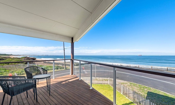 Stockton Maison | Sea, Sand and Serenity -- Spectacular 5-bedroom beachfront home in Stockton - with pool!