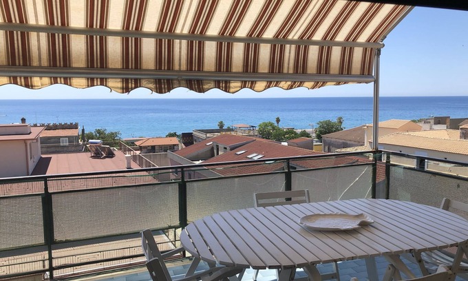 Siderno Marina Appartement | Sea view apartment