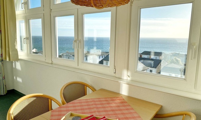 Sassnitz Appartement | Sea view apartment no. 32 in the Villa Anna in Sassnitz on Rügen - Sassnitz - Villa Anna