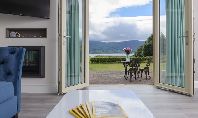 Templenoe Appartement | Sea View Apartment only 10 minute's drive from Kenmare