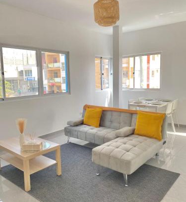 Santa Cruz Appartement | Sea View & Balcony Modern Apartment in Pedra Badejo