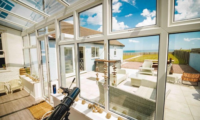 Walcott Maison | Sea View Beachfront House
