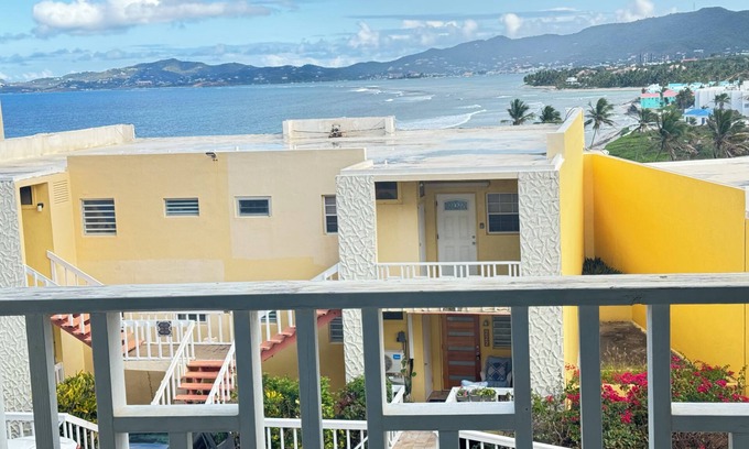 Estate Saint John Appartement | Sea view Condo in Christiansted, gated complex with lots of privacy for getaways