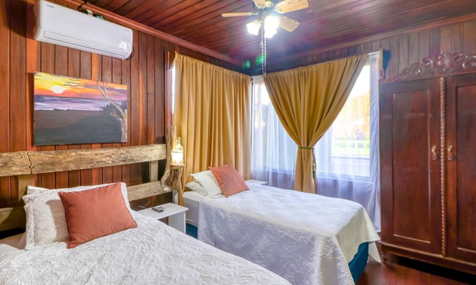La Cruz Maison | Sea-view escape in family hotel with amazing views, fast WiFi, & dining on-site