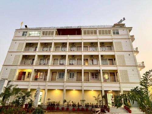 Cuttack Hôtel | SEA VIEW from rooftop - PREMIUM Swimming Pool - Hotel A ONE LAGOON