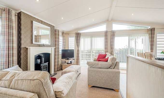 Kirkcudbright Chalet De Ski | Sea View Lodge 3 Pet Friendly