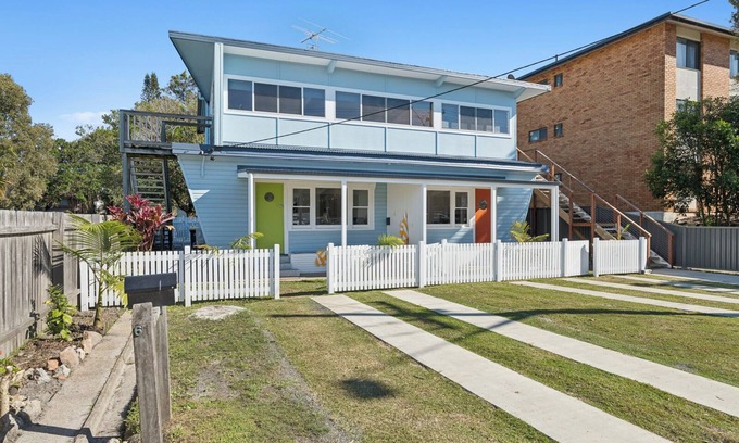 Coffs Harbour Appartement | Seabreeze - Parky's - Cheerful, pet friendly beachside duplex