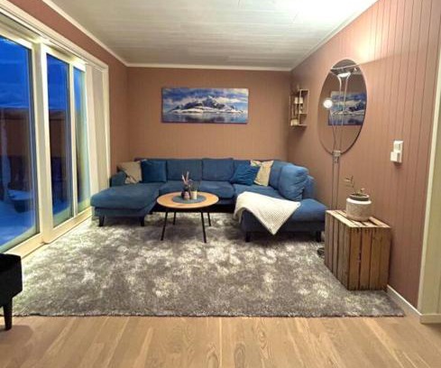Vestvagøy Maison | Seacabin in Lilleeidet Marina