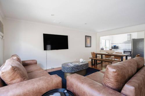 Seaford Maison | Seaford Escape - Simple Comforts, Perfect Location