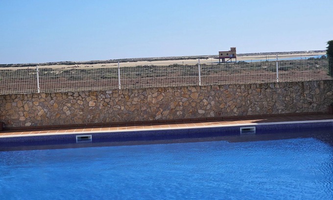 Fuseta Copropriété | Seafront Complex with private pool, two bedroom apartment fully equipped