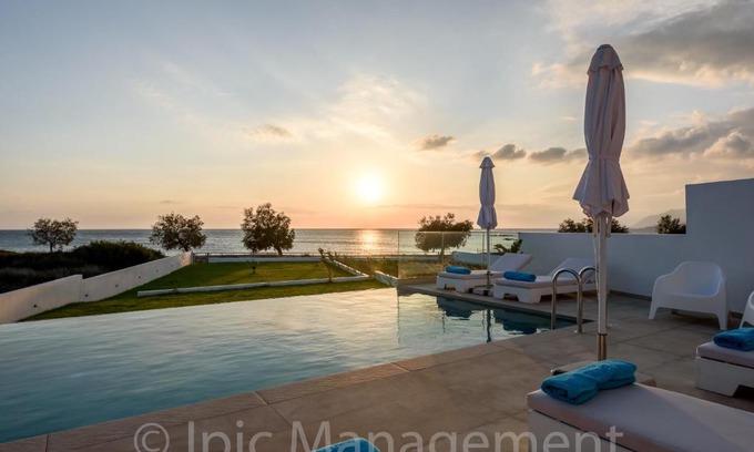 Frangokastellon Villa | Seafront VILLA PELAGIA SUPERB New listing2021