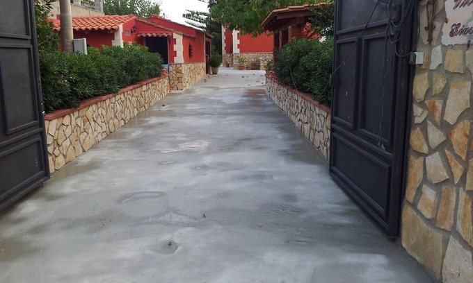 Granelli Maison | Villa en bord de mer avec accès direct à la plage