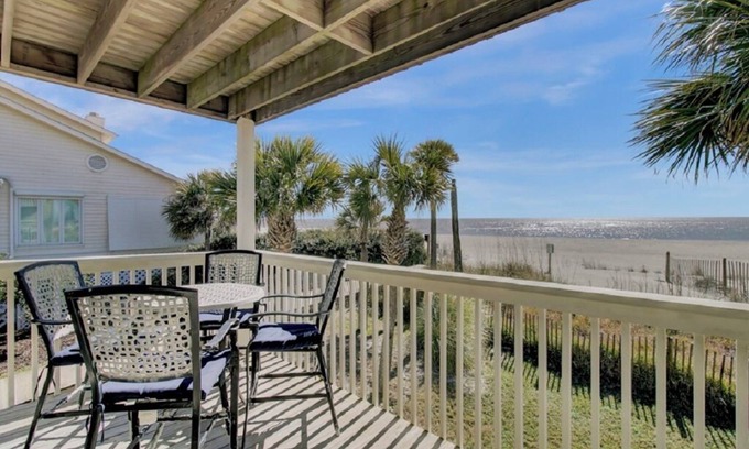 Isle of Palms Copropriété | Intime Oceanfront Villa - 1BR avec des équipements de dunes sauvages!