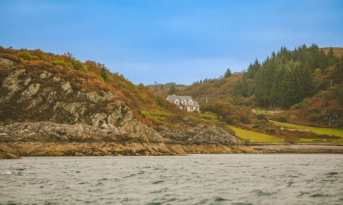 Tighnabruaich Villa | Seal Bay Cottage - Quatre Chambres Villa, Couchages 8