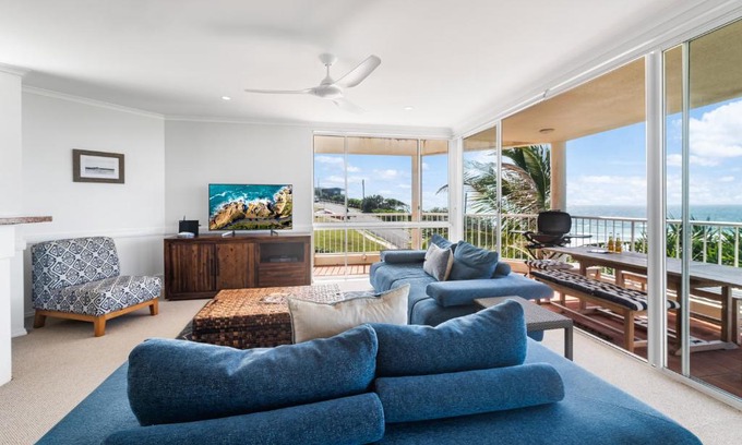 Sunrise Beach Appartement | Seamist 6 - Catch the Seamist from your penthouse