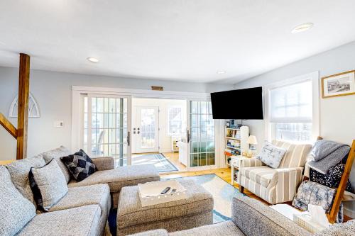 Wells Beach Maison | Seas the Day