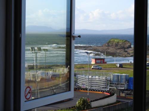 Drumacrin Appartement | Seashell Cove Bundoran Luxurious Sea View Free Wifi Netflix Sleeps 5