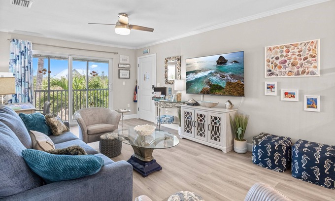Sanibel Copropriété | SeaShells Unit 43 – Bright & Cheerful 2BR/2BA with Easy Beach Access
