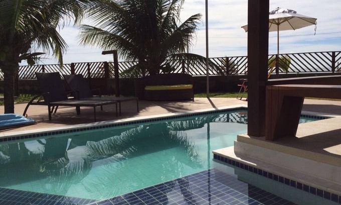 Loteamento Enseada dos Golfinhos Maison | Bungalow Bord de Mer avec Piscine Privée