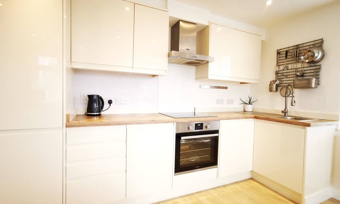 East Wittering Appartement | Seaside Apartment in the Heart of East Wittering Village