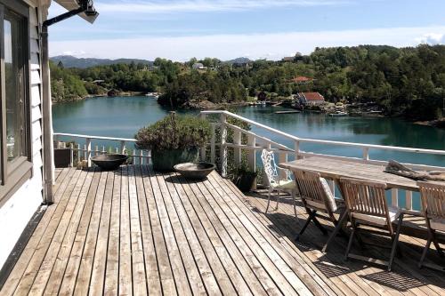 Bomlo Maison | Seaside Cabin with panoramic view