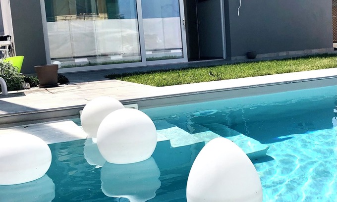 Mondolfo Appartement | SEASIDE CHALET WITH POOL