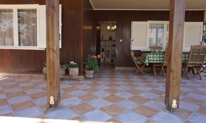 Daratsos Maison | Seaside Cottage