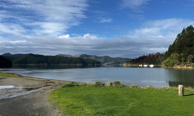 Hakahaka Maison | Seaside Escape in Hakahaka Bay – Relax & Unwind