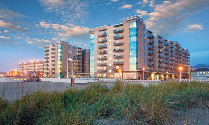 Seaside Gilbert District Copropriété | Seaside Resort - Deluxe 2 Bedroom 2 Bath - Assignment 1